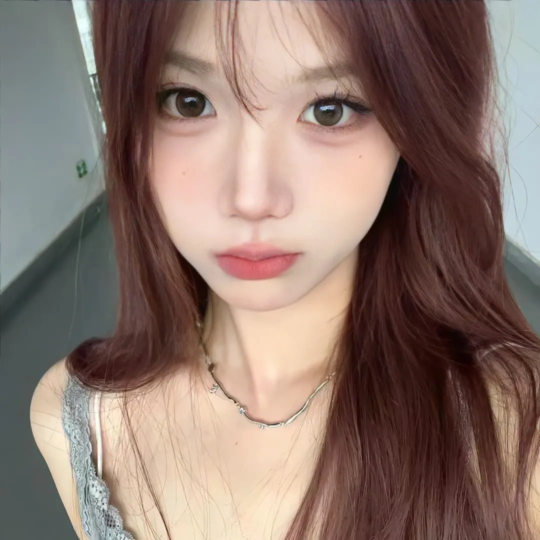 手提箱女郎